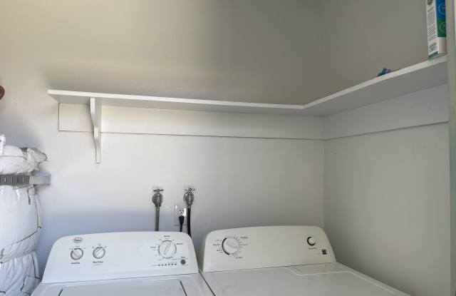 1812 Rose Ave photos photos