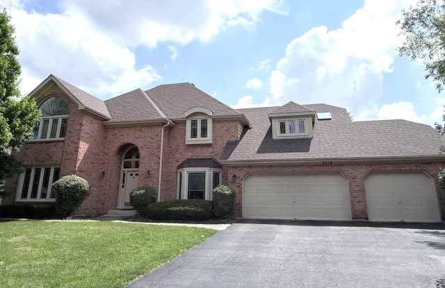 2318 River woods Drive Gallery 1