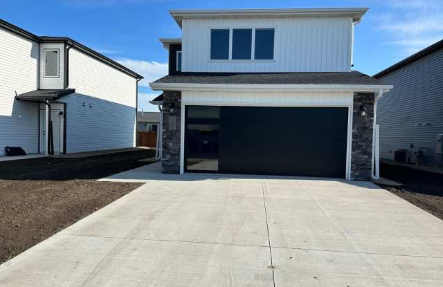 Welcome to Moon Ridge, Lincoln ND's new development. photos photos