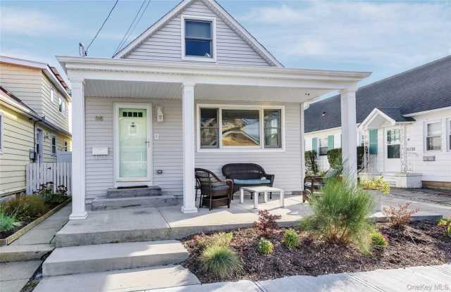 96 Coronado Street Gallery 2