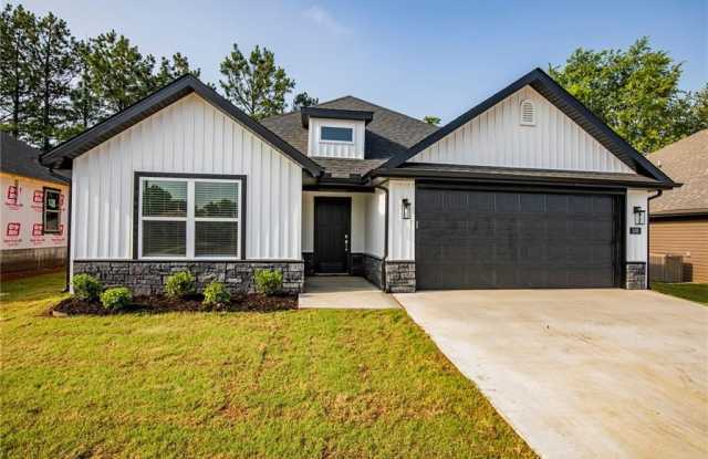 508 Osage  TRACE - 508 East Osage Trce, Rogers, AR 72758