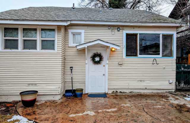 520 Douglas St - B photos photos