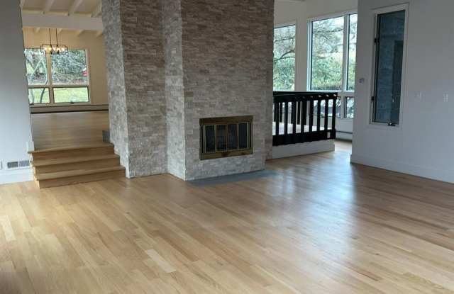 68 Woodcliff Lake Road - 68 Woodcliff Lake Road, Saddle River, NJ 07458