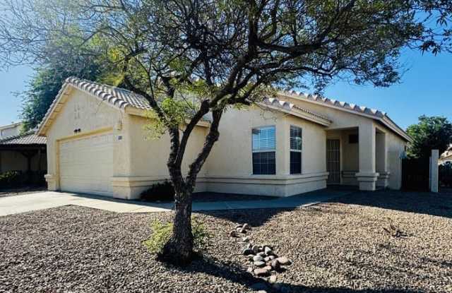 8647 North Kimball Way - 8647 North Kimball Way, Marana, AZ 85743