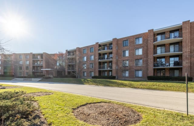 1405 East Central Road - 1405 Central Road, Arlington Heights, IL 60005