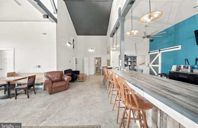 315 CANNON Street Gallery 3