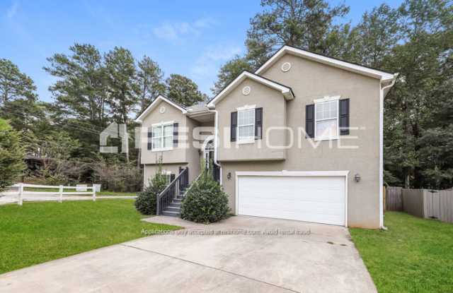 8250 Parkwood Place Gallery 2