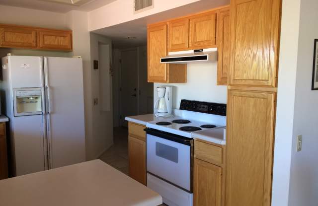 14218 W Heritage Dr Gallery 4