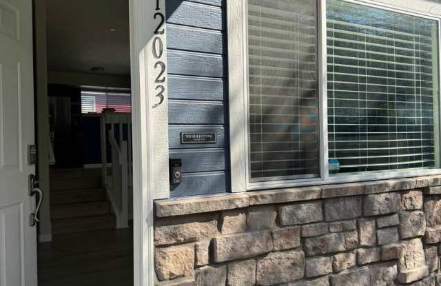 Charming 2BR Townhome in Brighton photos photos