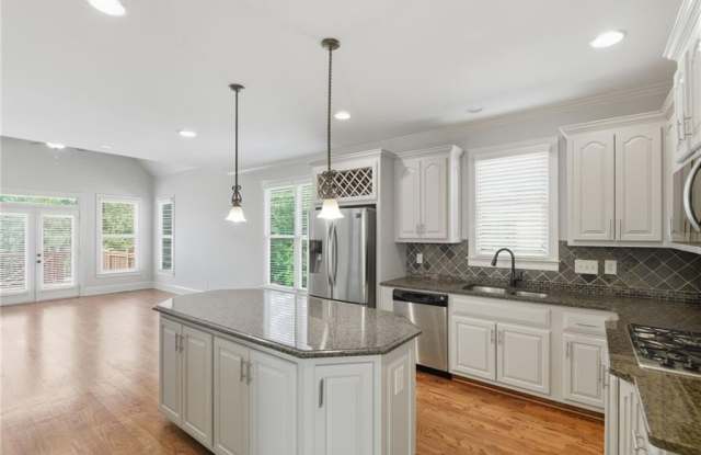 4728 Moon Hollow Court Gallery 4