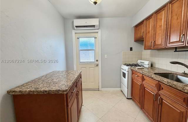 4213 El Mar Dr Gallery 3
