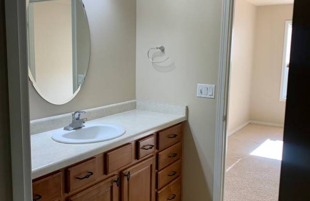 3 Bedroom Poulsbo Home! - 20802 Terasse Drive Northwest, Poulsbo, WA 98370