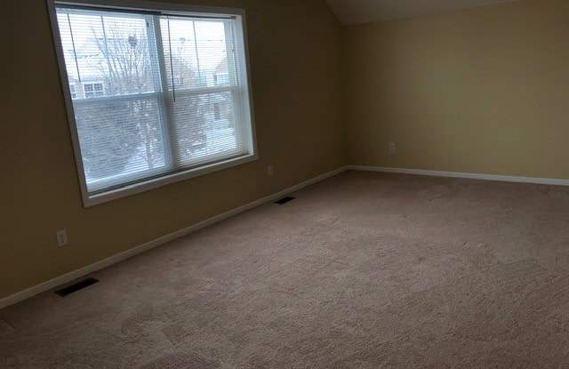 3012 Cottage Lane N Gallery 4