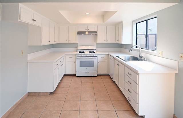 3335 Myrtle Ave photos photos