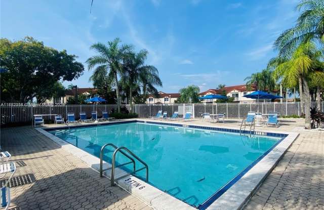1226 SW 113th Ter photos photos