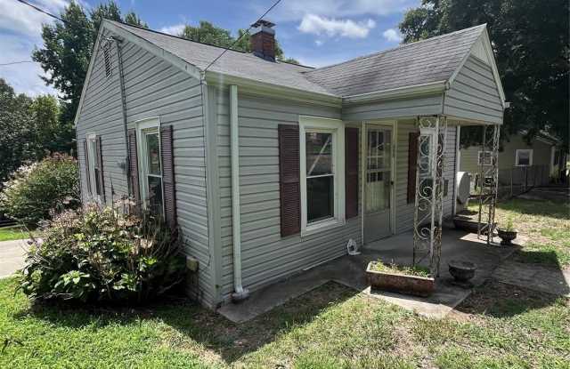 1498 Hilltop Street photos photos