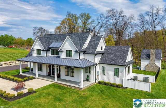 4850 W Hopewell Road Gallery 3