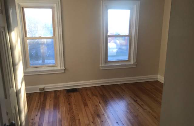 341 East Louther Street photos photos