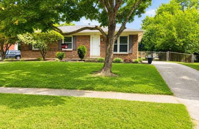 Charming Home with Fenced Yard & Garage — Ready Now! Gallery 3