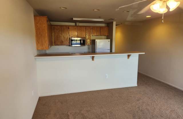 1309 Maurice Ave Gallery 2