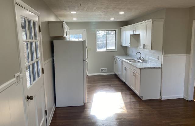 1086 Vonda Lane Southwest - 1086 Gallery 4
