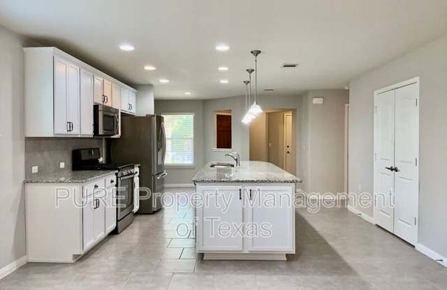 411 Kickapoo Creek Ln Gallery 4