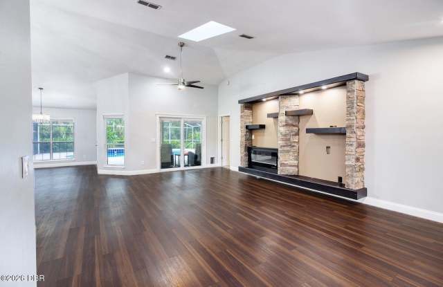 707 Corbin Park Road Gallery 4