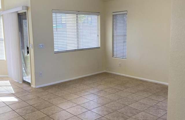 11519 E PERSIMMON Avenue Gallery 4