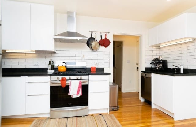 10-12 winchester - 10 Winchester St, Boston, MA 02116