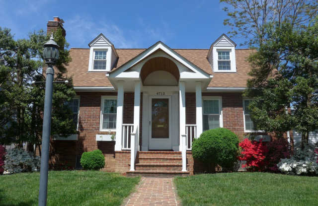 4713 16TH ROAD N Gallery 2