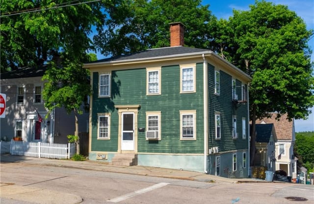 120 Peirce Street - 120 Peirce Street, Kent County, RI 02818