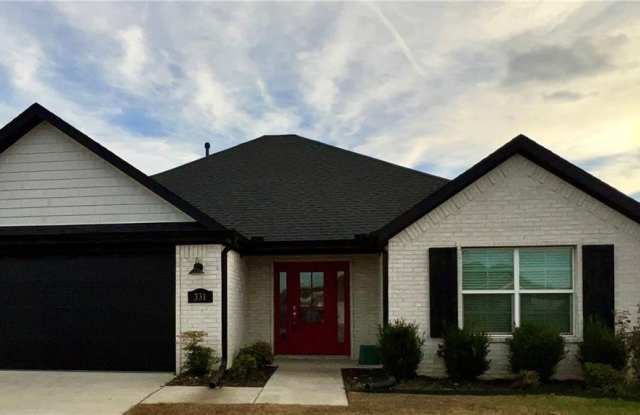 331  W Taverner - 331 West Taverner Crossing, Farmington, AR 72730
