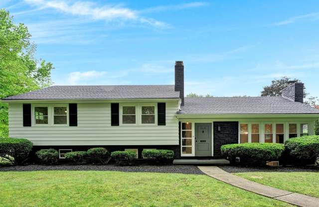 1020 WYOMISSING Boulevard - 1020 Wyomissing Boulevard, Wyomissing, PA 19610