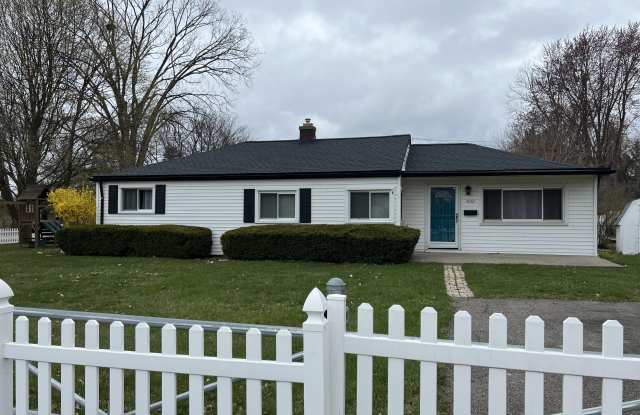 4065 Central Boulevard Boulevard photos photos