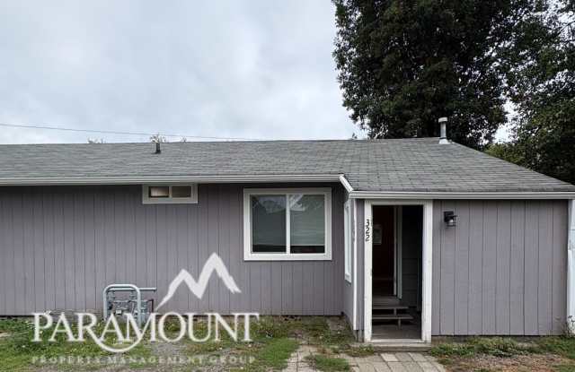 Charming 1 bedroom 1 bath centrally located! photos photos