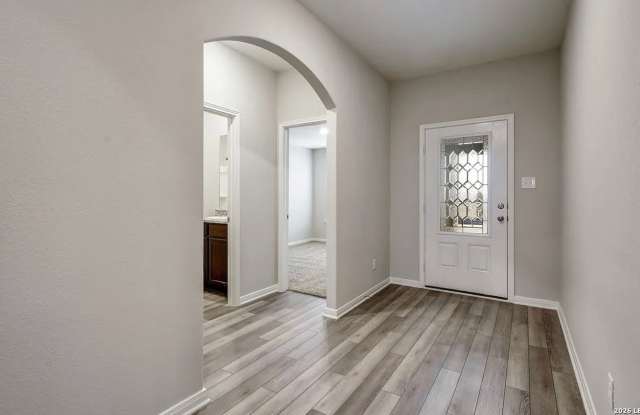 9122 Bennett Forest Gallery 3
