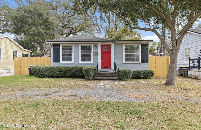 2125 ARCADIA Place - 2125 Arcadia Place, Jacksonville, FL 32207