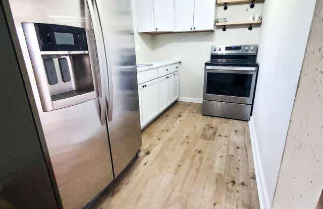 104 N 16th Ave W Gallery 3