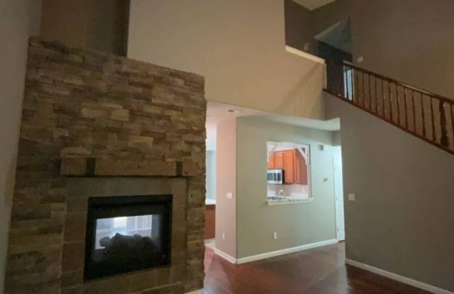 Beautiful 4br 2ba Home located in the back of Ventana Ranch Gallery 4