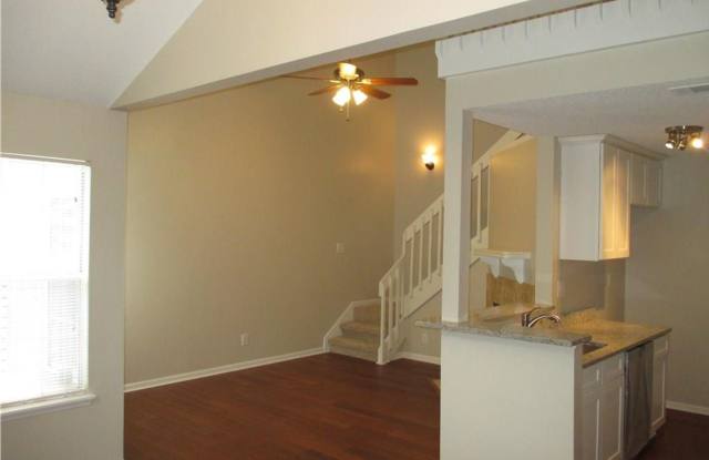 407 Hawkstone Way Gallery 4