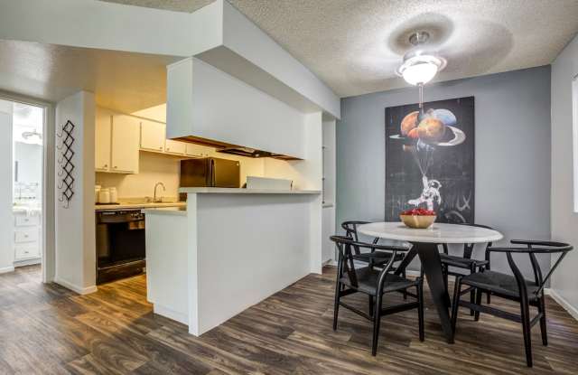 Stonybrook Apartments Gallery 3