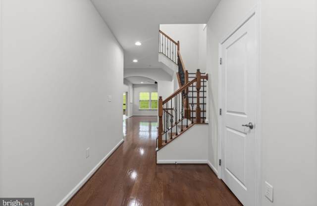 4986 WINDPOWER Way Gallery 3