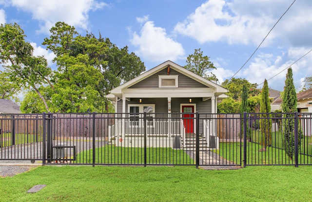 318 Ennis Street - 318 Ennis Street, Houston, TX 77003