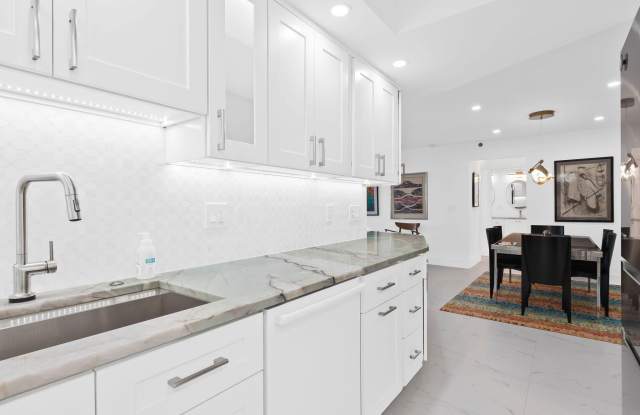 3215 S Ocean Boulevard Gallery 4
