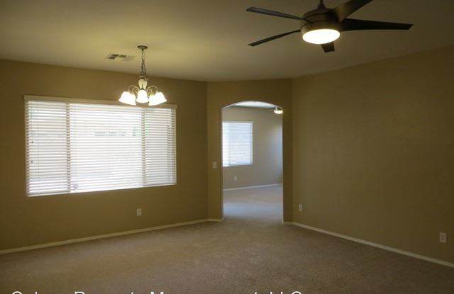 2307 E Redwood Ct Gallery 4