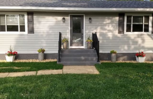 5807 Huron Place - 5807 Huron Place, Rose Hill, VA 22310