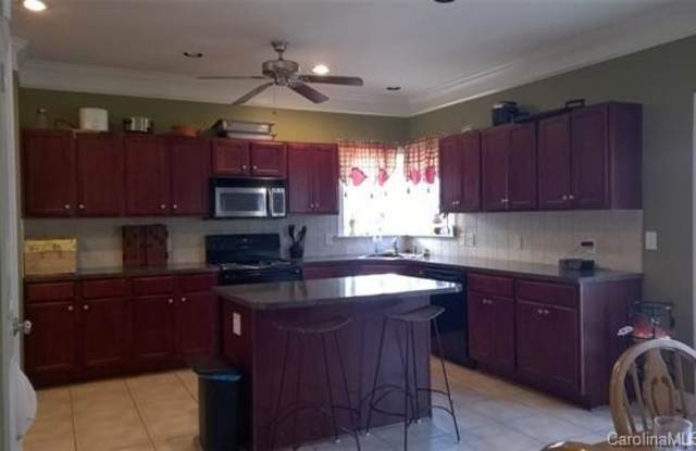 6011 Timbertop Lane Gallery 3