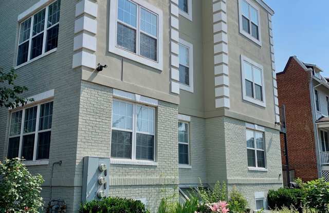 701 10th St Ne - 701 10th Street Northeast, Washington, DC 20002