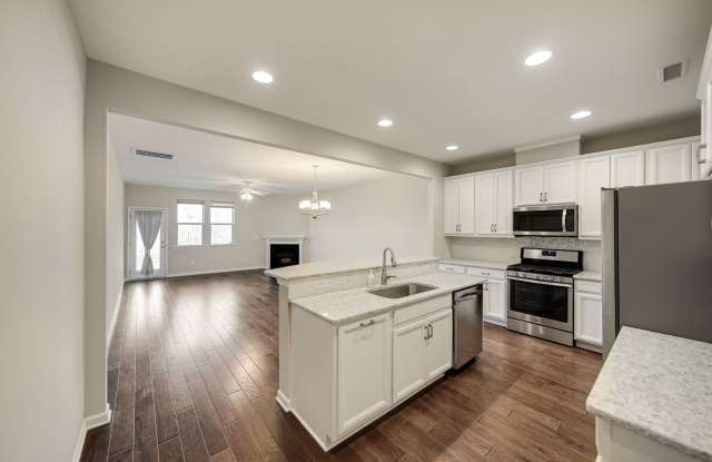 Contemporary, spacious 3-bedroom, 2.5-bath Townhome in Hillsborough! - 239 Rubrum Drive, Hillsborough, NC 27278