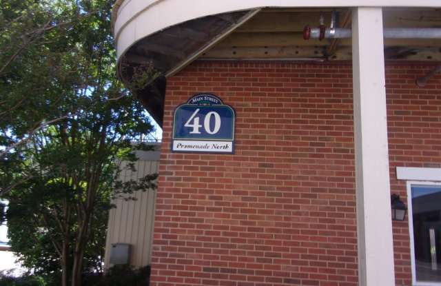 4038 MAIN Street Gallery 3
